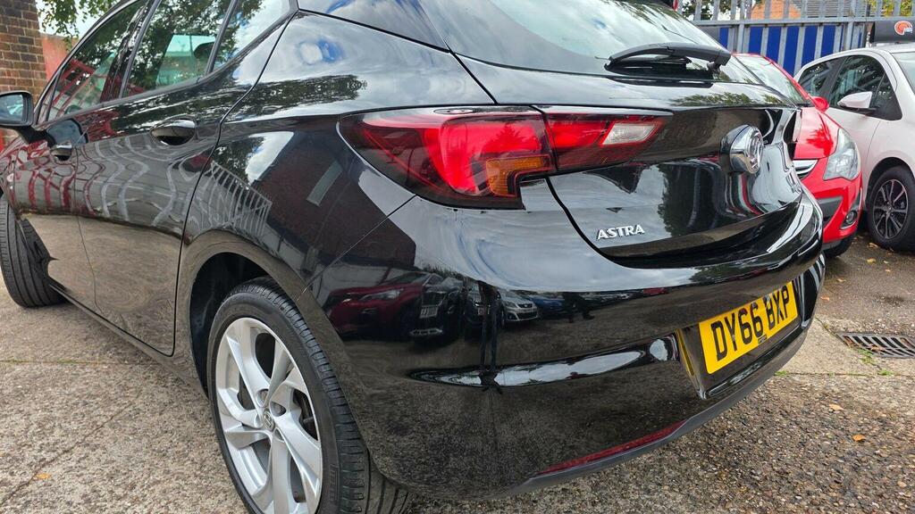 Vauxhall Astra 1.4I Turbo Elite Nav Hatchback E Red #9