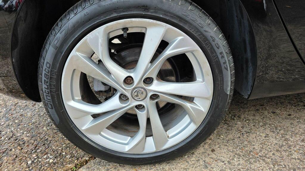 Vauxhall Astra 1.4I Turbo Elite Nav Hatchback E Red #36
