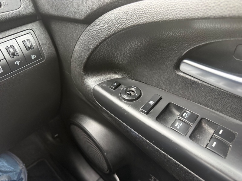 Kia Venga 4 Silver #13