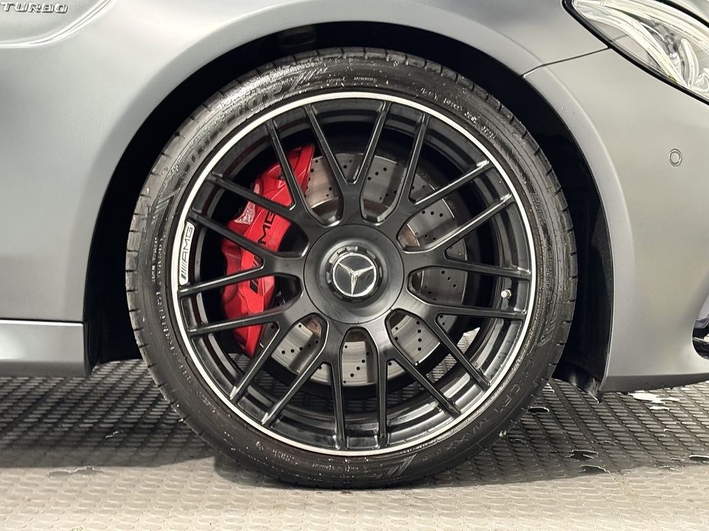 Mercedes-Benz C Class 4.0 C63 V8 Biturbo Amg Premium Coupe Grey