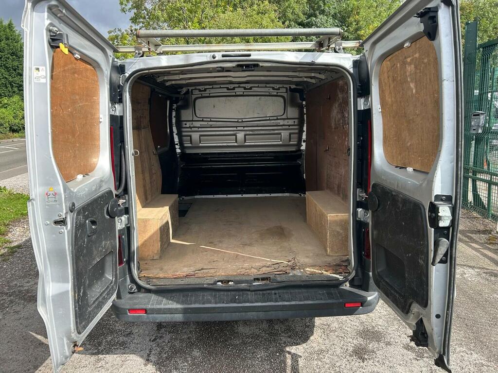 Renault Trafic Dci 27 Business Panel White #9