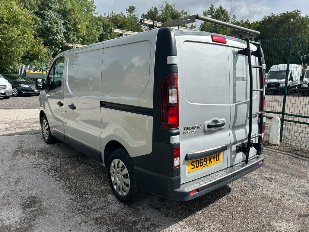 Renault Trafic 1.6 Dci 27 Business Swb Standard Roof Euro 6 Silver #6