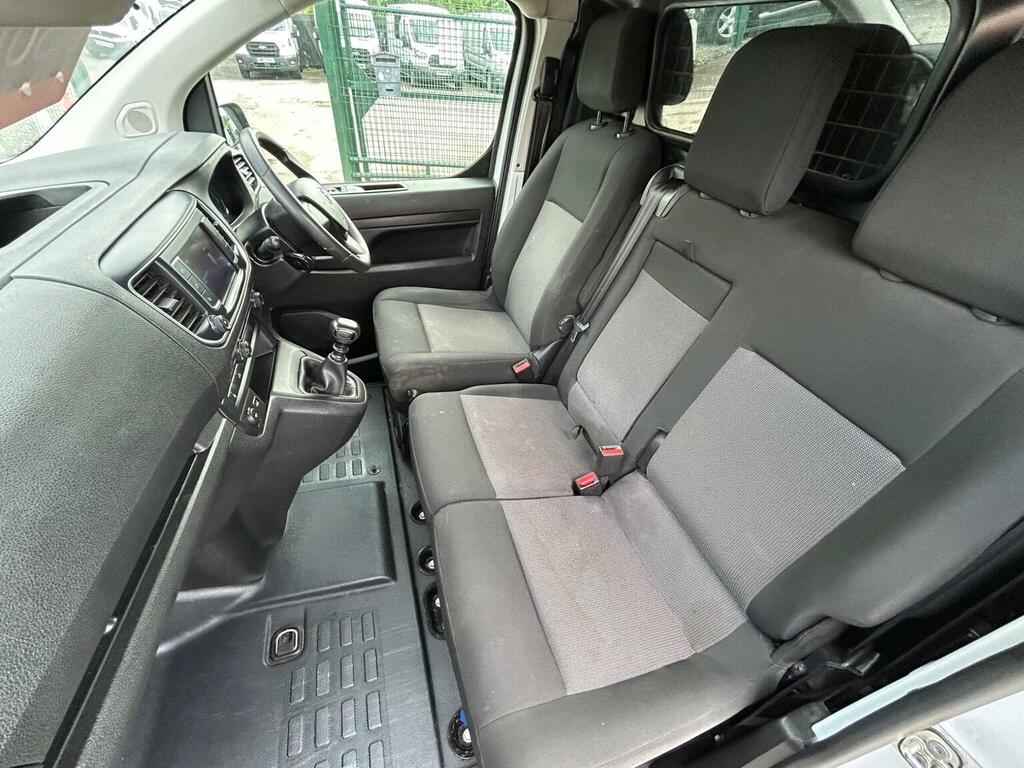 Toyota PROACE 1.5D Icon Medium Panel Van 6Dr Mwb E White #10