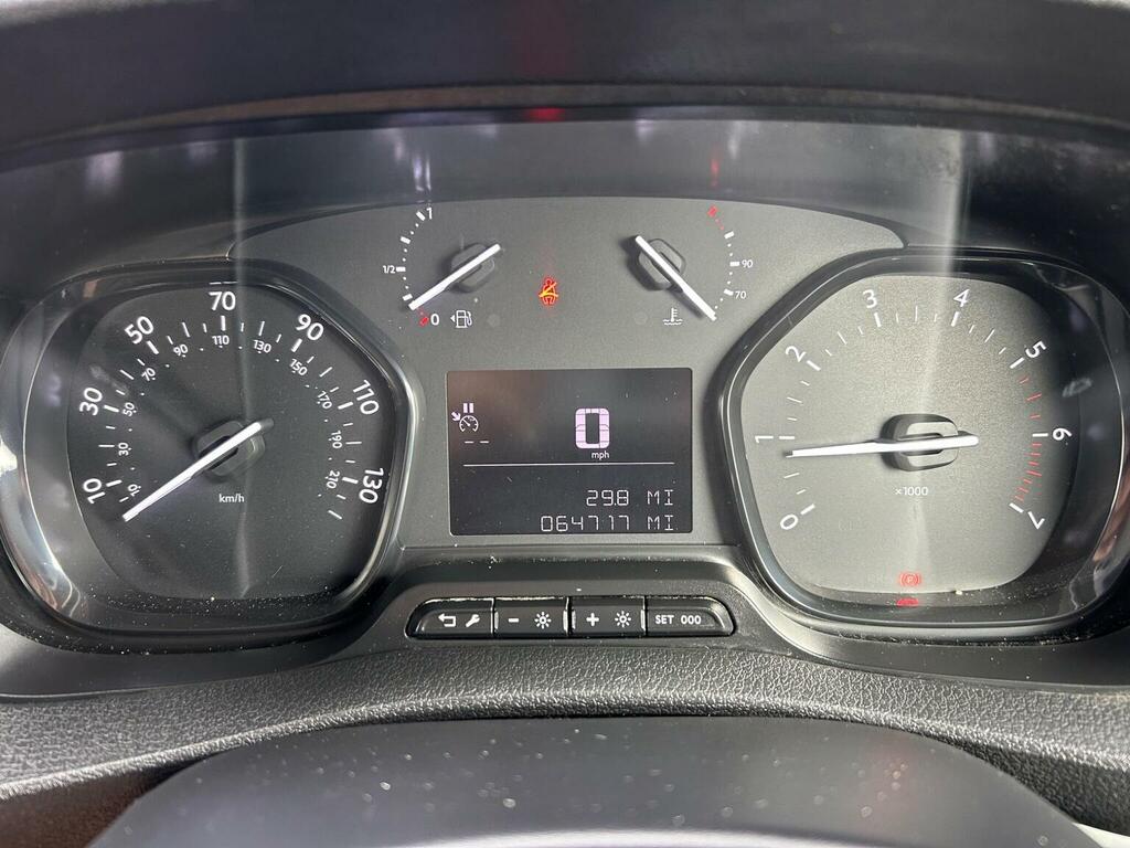 Toyota PROACE 1.5D Icon Medium Panel Van 6Dr Mwb E White #14