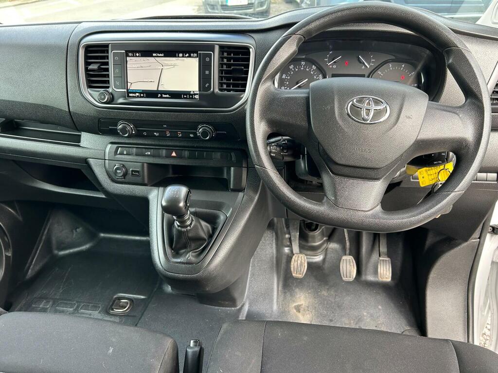Toyota PROACE 1.5D Icon Medium Panel Van 6Dr Mwb E White #13