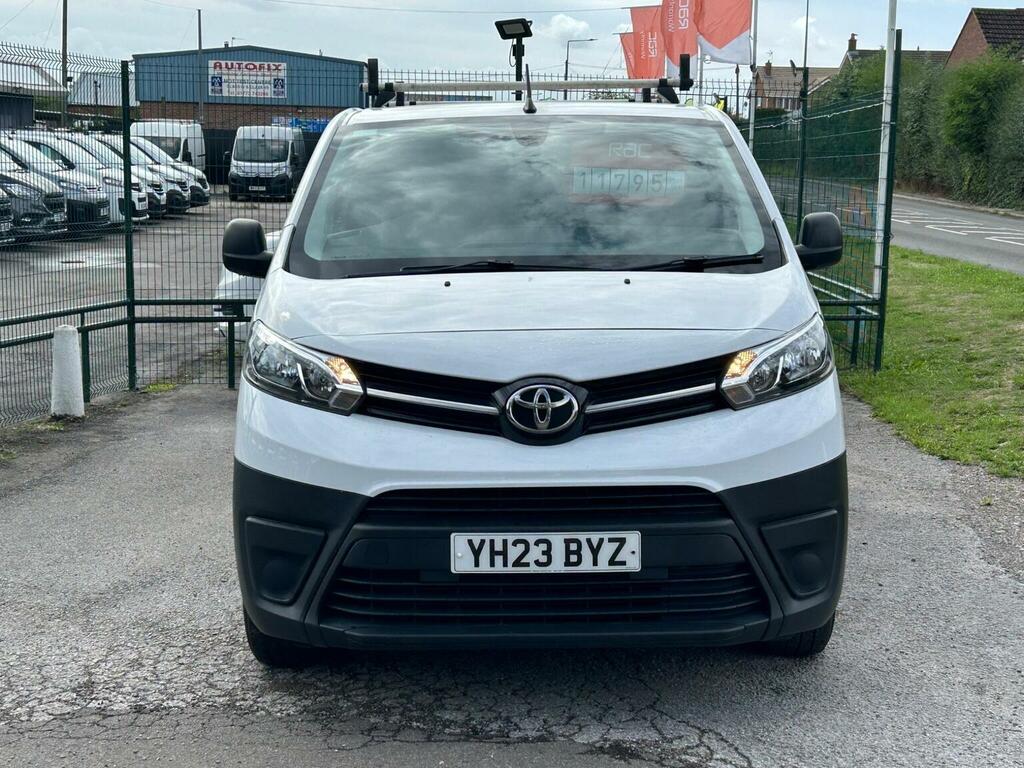 Toyota PROACE 1.5D Icon Medium Panel Van Mwb Euro 6 Ss 6Dr White #2