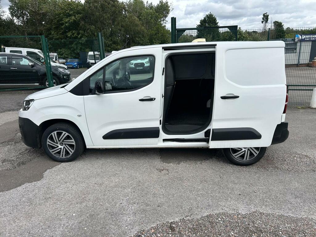 Citroen Berlingo Driver Pro White #7