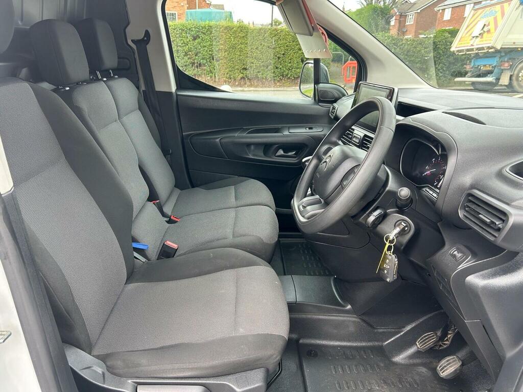 Citroen Berlingo Driver Pro White #12