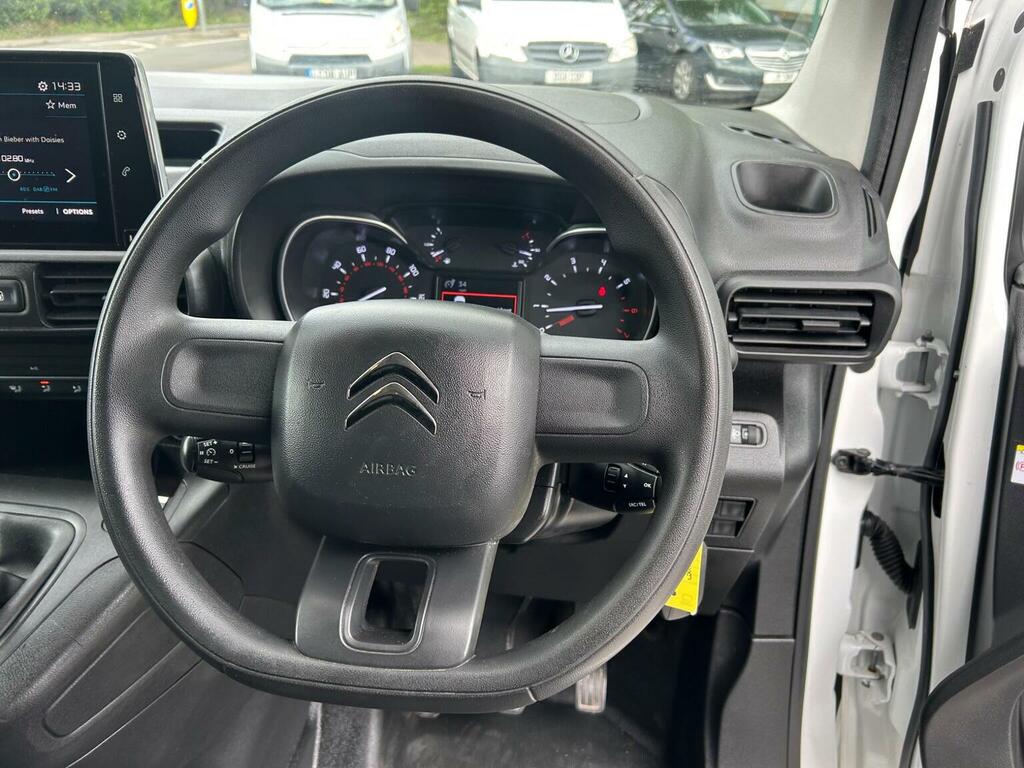 Citroen Berlingo Driver Pro White #15