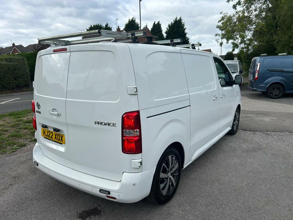 Toyota PROACE 2.0D Design Medium Panel Van Mwb Euro 6 Ss White #4