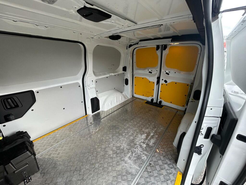 Toyota PROACE D Icon White #9