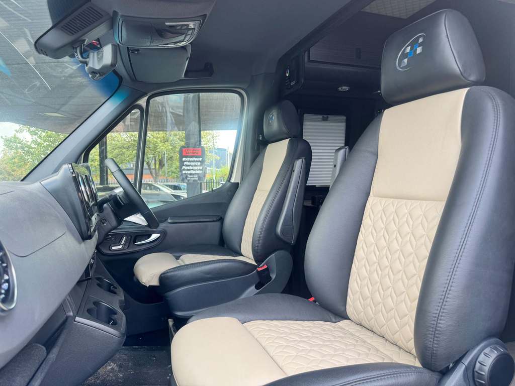 Mercedes-Benz Sprinter 319 Professional Cdi 4X4 4Wd  #4