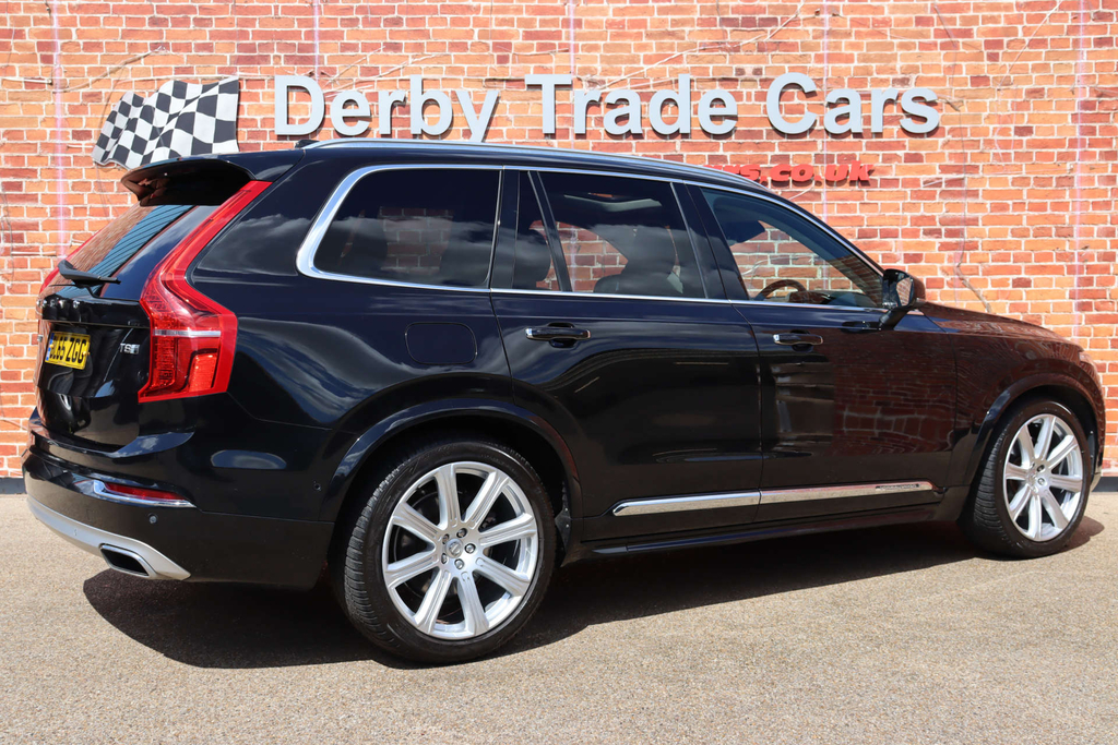 Volvo XC90 D5 Awd R-design Red #18
