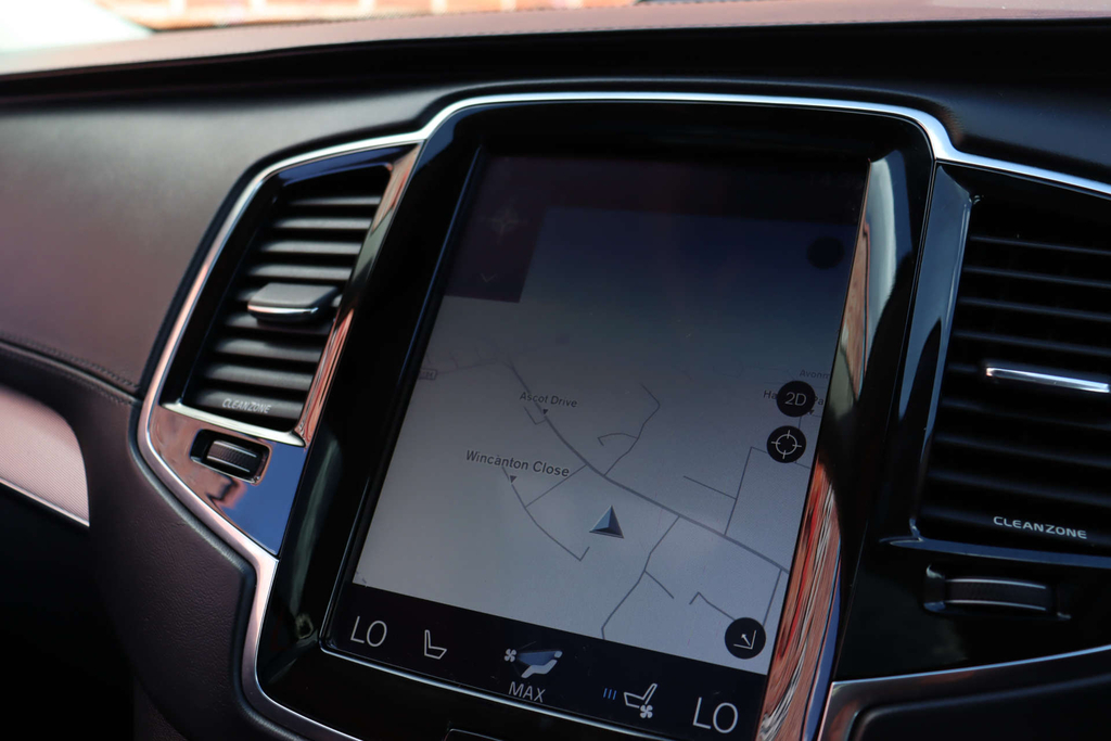 Volvo XC90 D5 Awd R-design Red #21