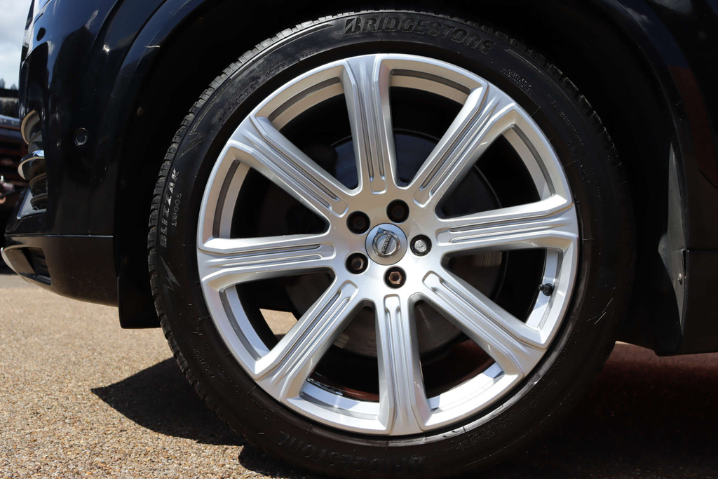 Volvo XC90 D5 Awd R-design Red #15
