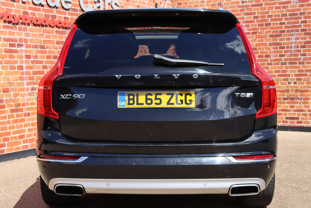 Volvo XC90 D5 Awd R-design Red #19