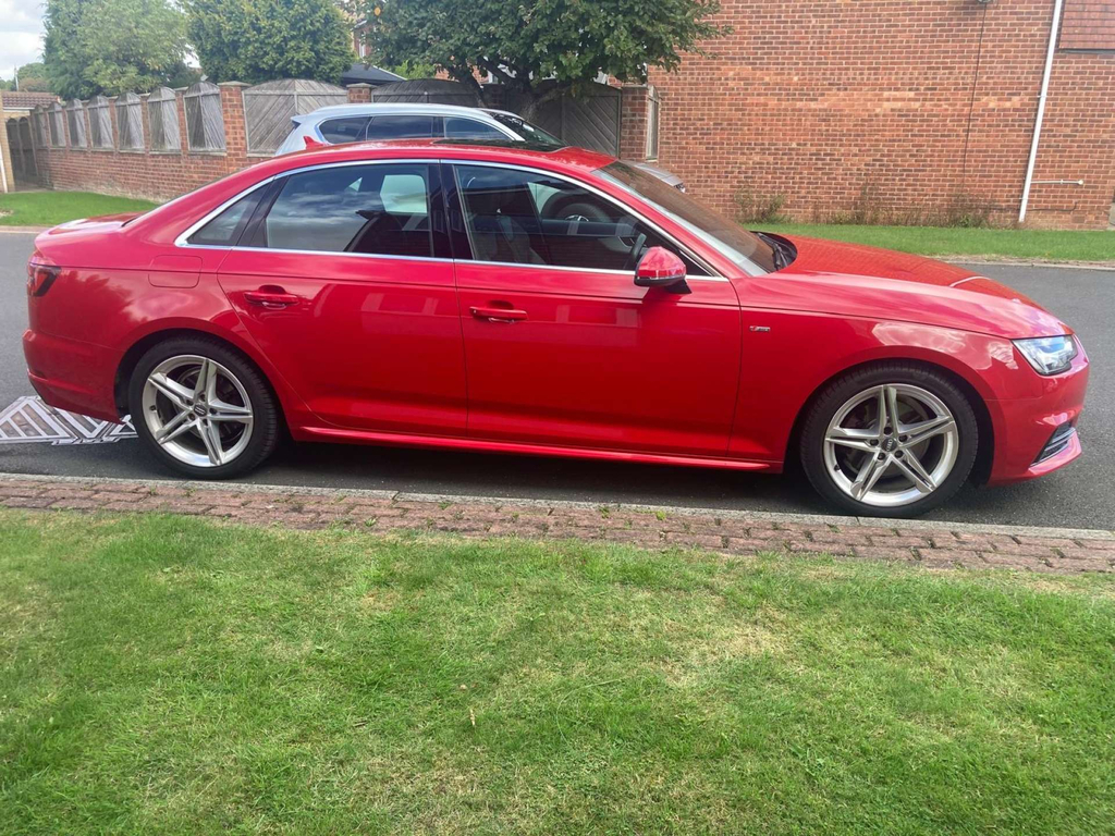 Audi A4 S Line Tfsi #2