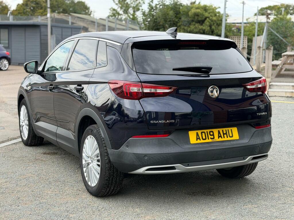 Vauxhall Grandland X 1.6 Turbo D Blueinjection Sport Nav Euro 6 S Purple #3