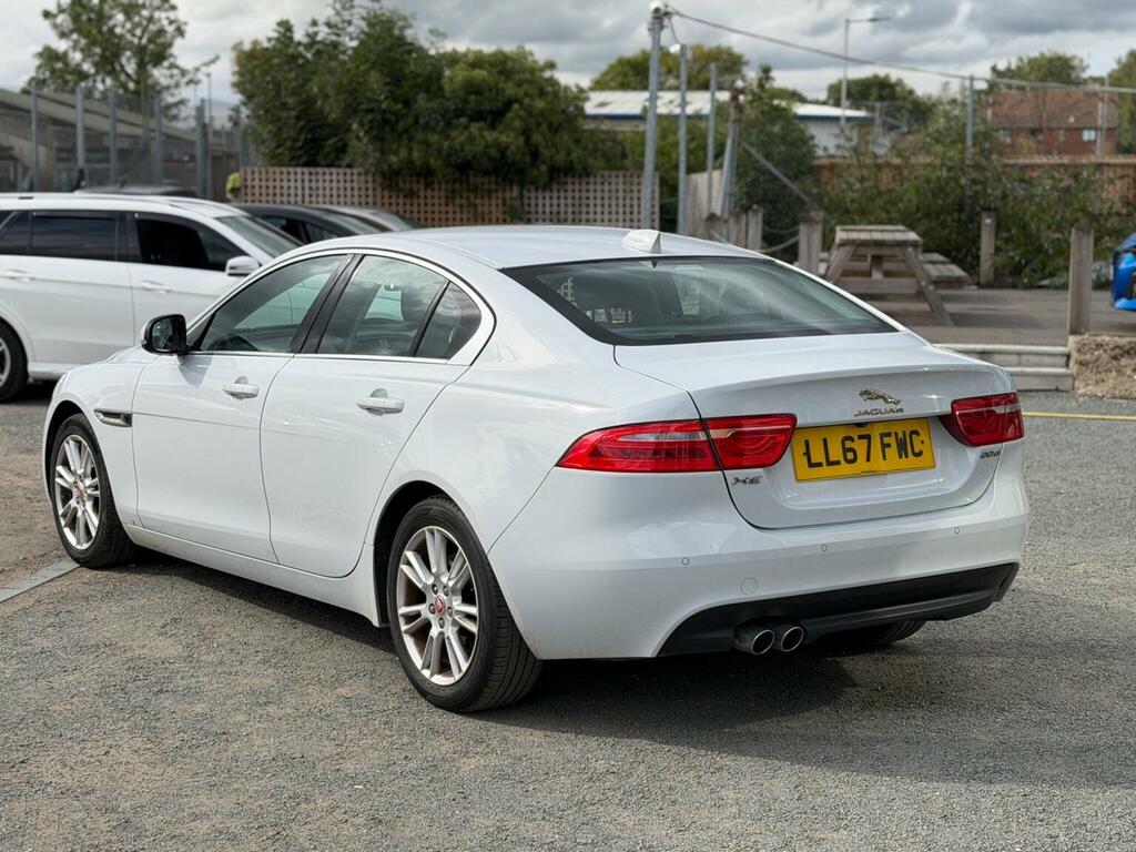 Jaguar XE 2.0D Prestige Euro 6 Ss White #3
