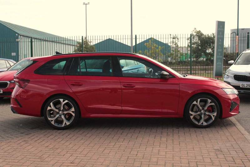 Skoda Octavia 2.0 Tsi Vrs Dsg - 2024 74 BG74UTU Red #4