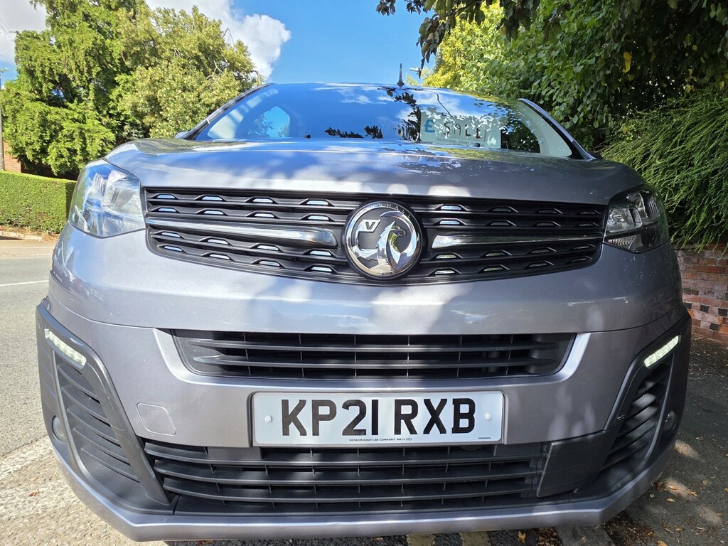 Vauxhall Vivaro 1.5 Turbo D 2700 Sportive 202121 #4