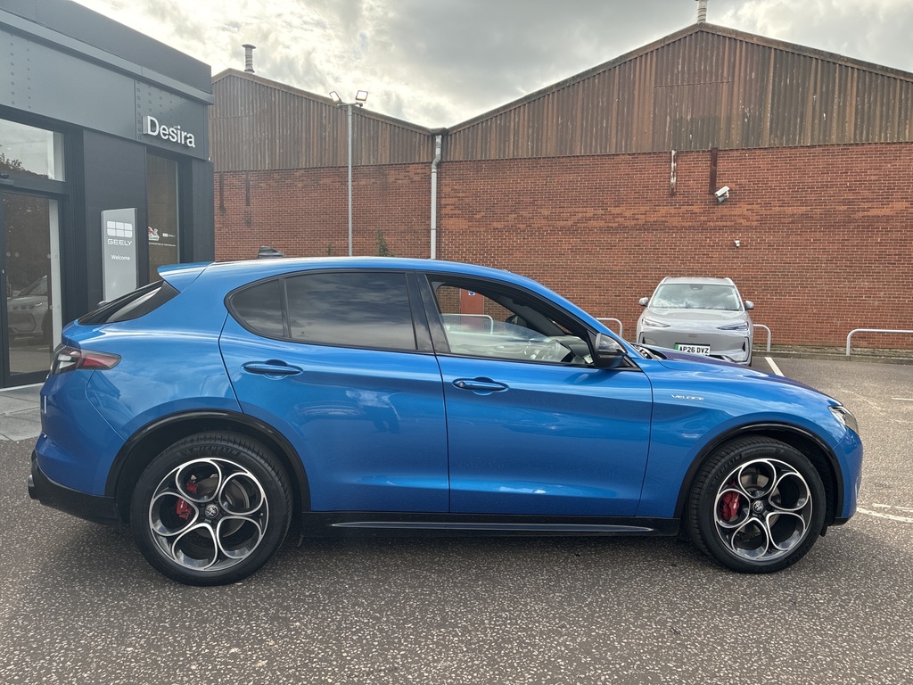 Alfa Romeo Stelvio 2.2 D 210 Veloce Awd Blue #3