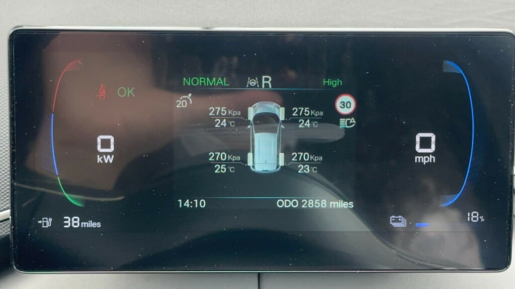 Byd Dolphin 43.2Kwh Comfort Hatchback 154 P White #12