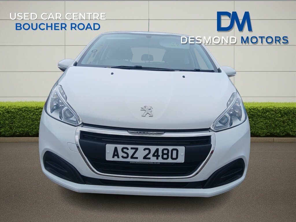 Peugeot 208 Active White #4