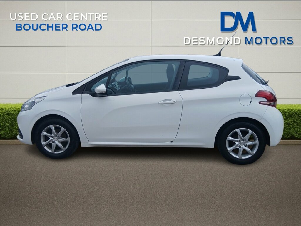 Peugeot 208 Active White #5
