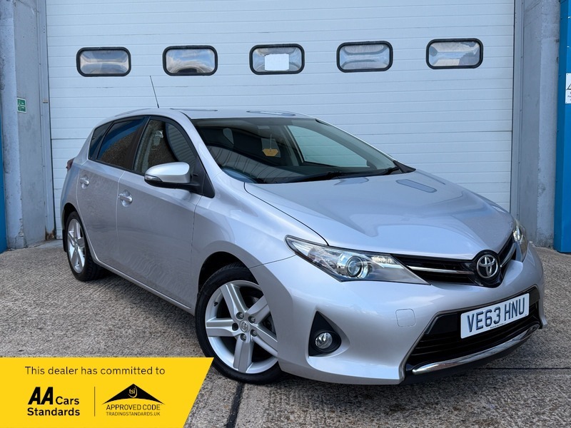 Toyota Auris 1.6 V-matic Sport Silver