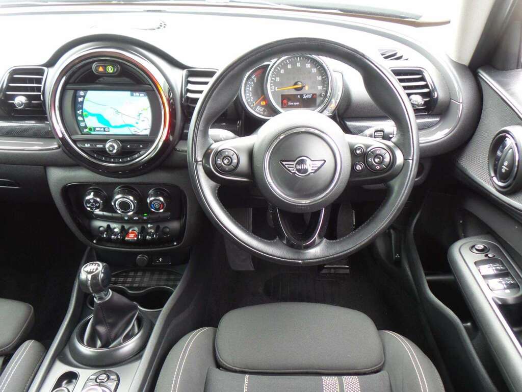 Mini Clubman Cooper S SJ68BXL Red #6