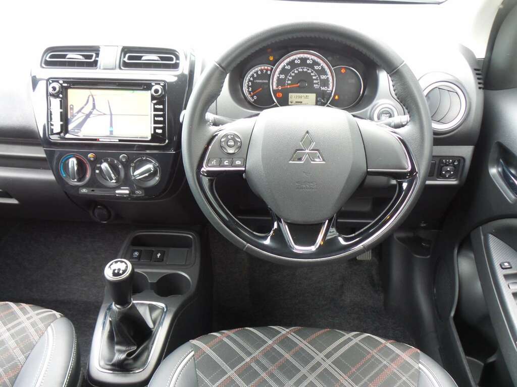 Mitsubishi Mirage Design White #6