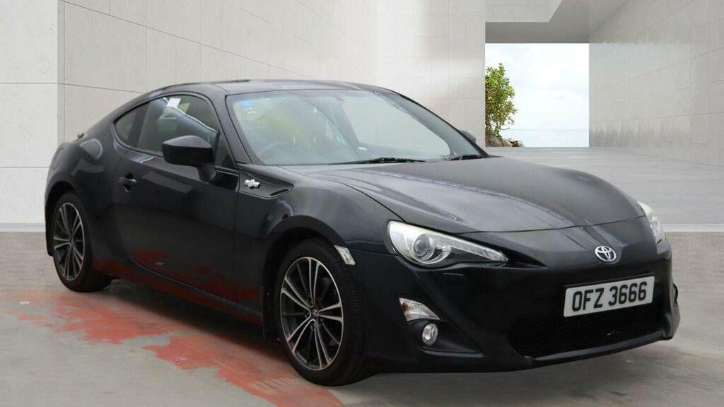 Toyota GT86 2L Null White #2