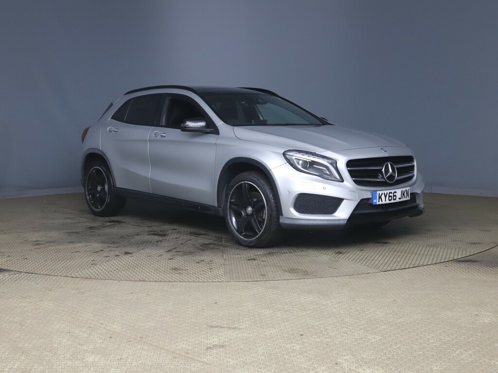 Mercedes-Benz GLA Class 2.1 Gla220d Amg Line Premium Plus Silver
