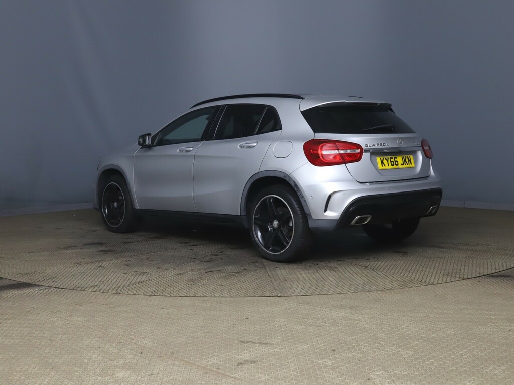 Mercedes-Benz GLA Class 2.1 Gla220d Amg Line Premium Plus Silver #4