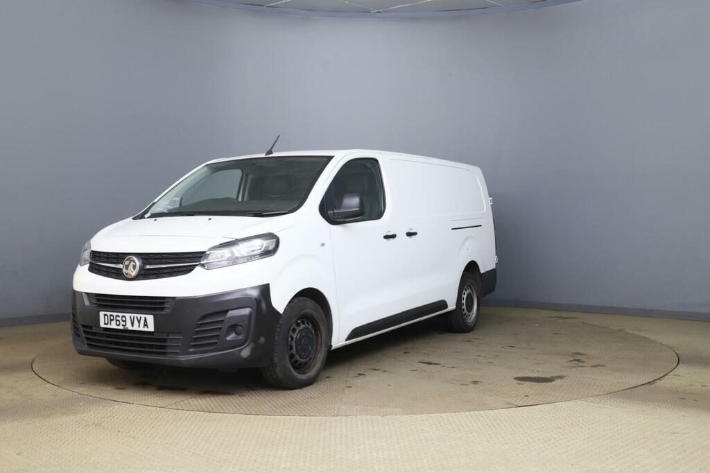 Vauxhall Vivaro 2.0 Turbo D 3100 Edition White #2