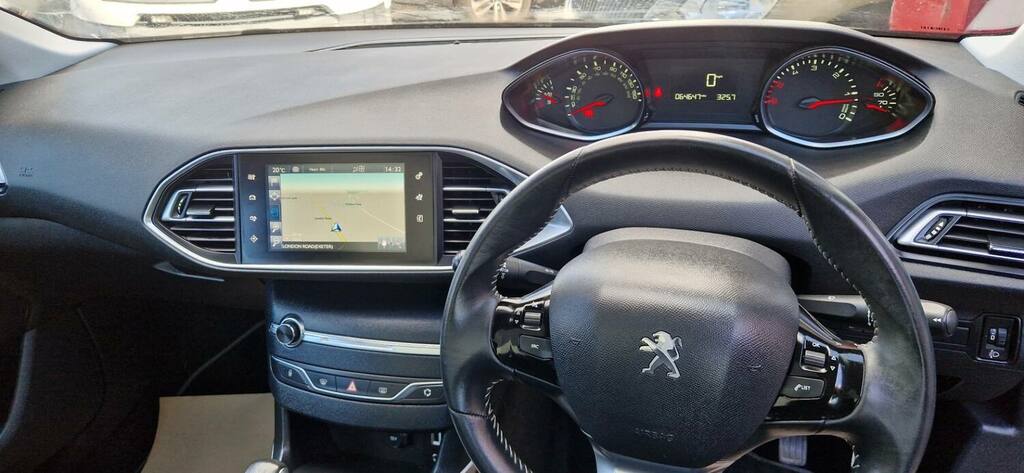 Peugeot 308 Blue #10