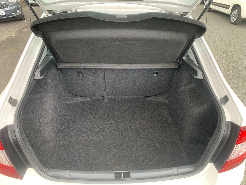 Skoda Rapid 1.2 Rapid Spaceback Se Tech Tsi Black #17