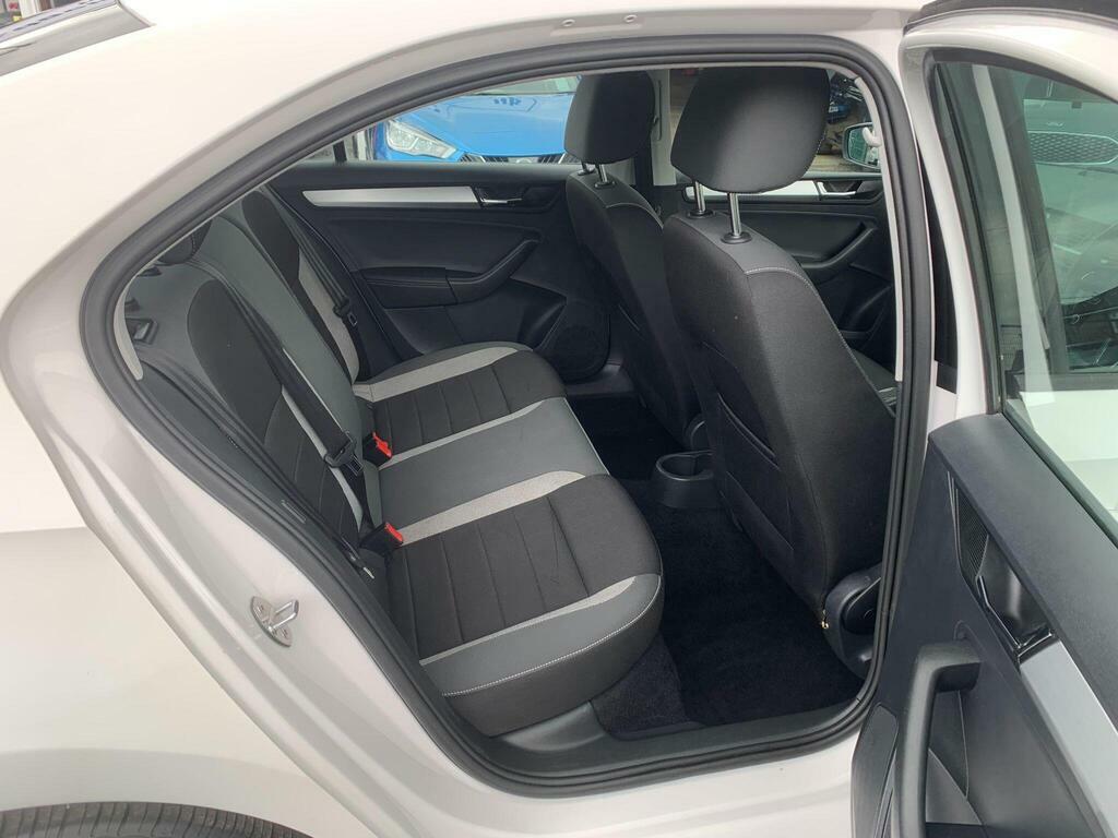 Skoda Rapid 1.2 Rapid Spaceback Se Tech Tsi Black #15