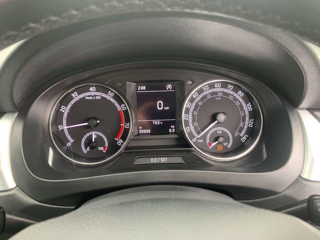 Skoda Rapid 1.2 Rapid Spaceback Se Tech Tsi Black #19