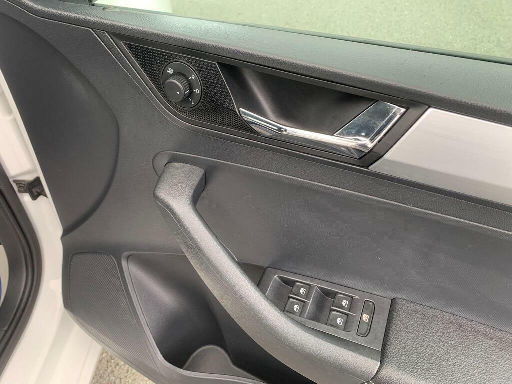 Skoda Rapid 1.2 Rapid Spaceback Se Tech Tsi Black #25