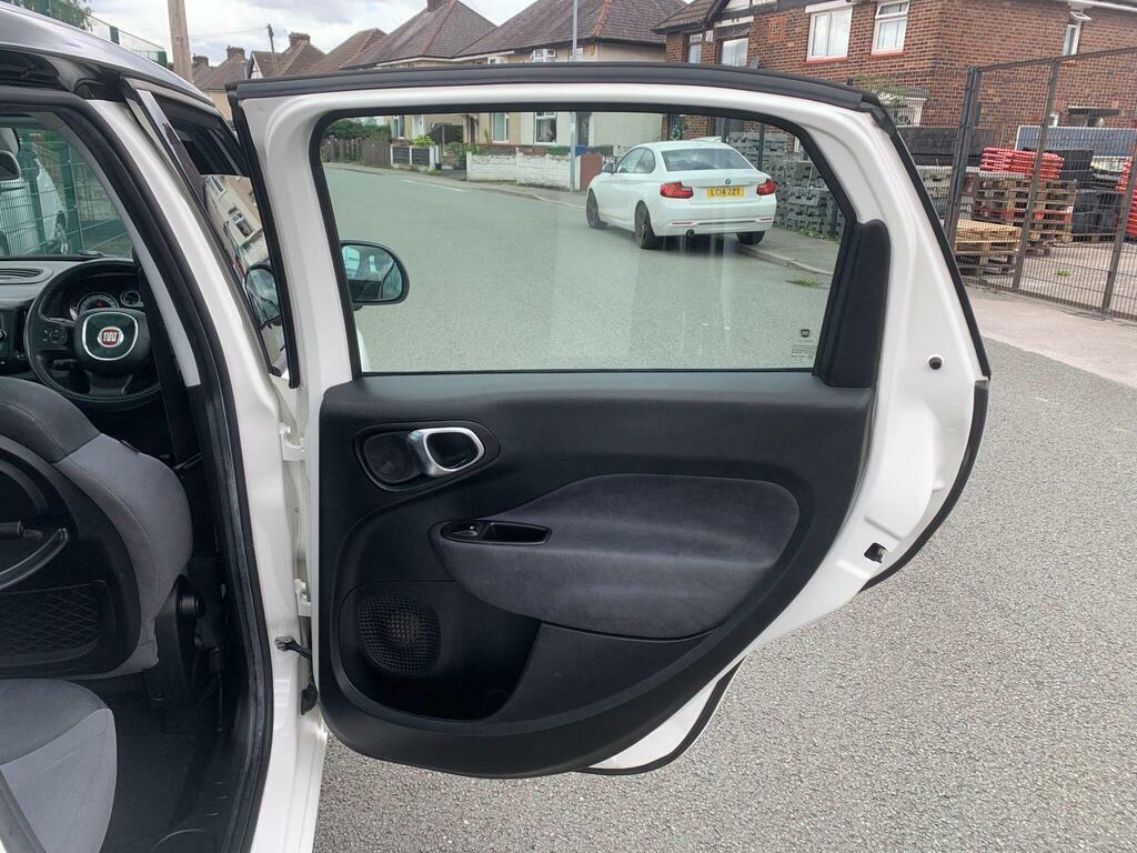 Fiat 500L Pop Star Black #37