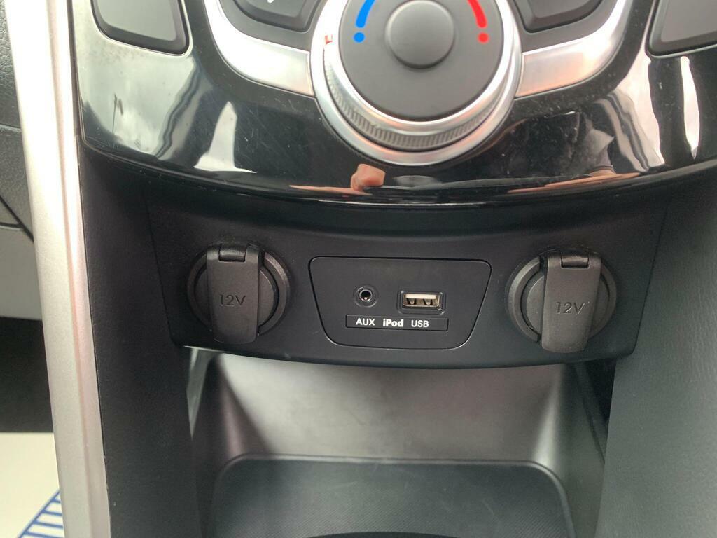 Hyundai I30 Hatchback Red #24