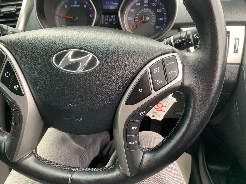 Hyundai I30 Hatchback Red #21