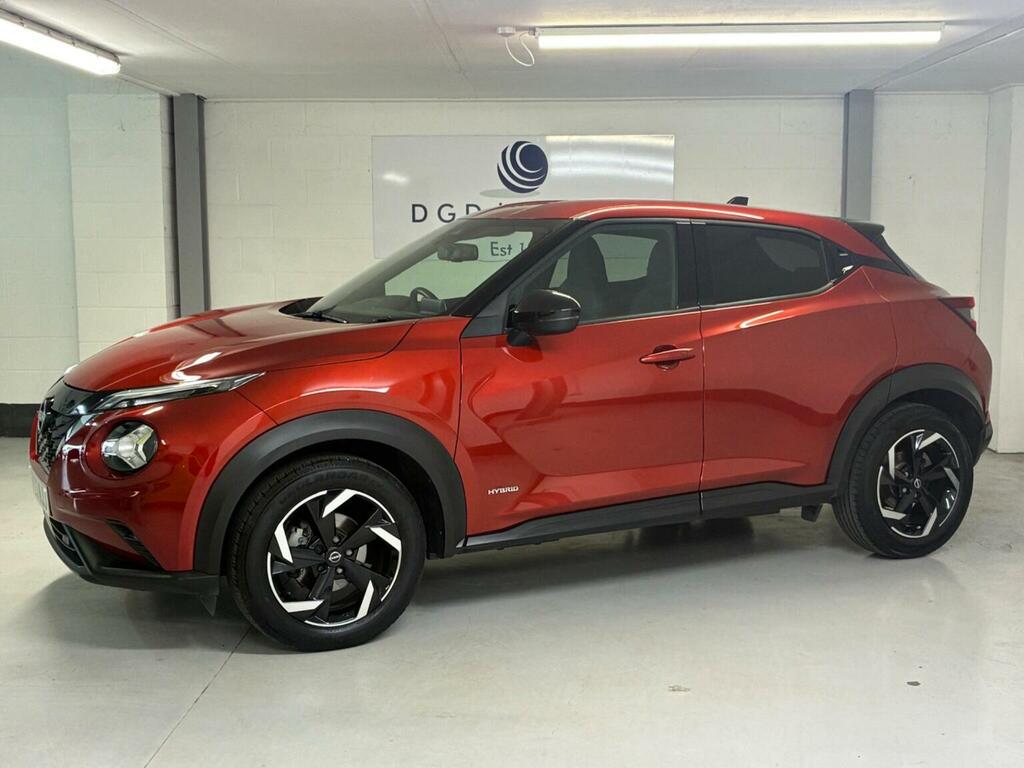 Nissan Juke 1.6 N-connecta Euro 6 Red