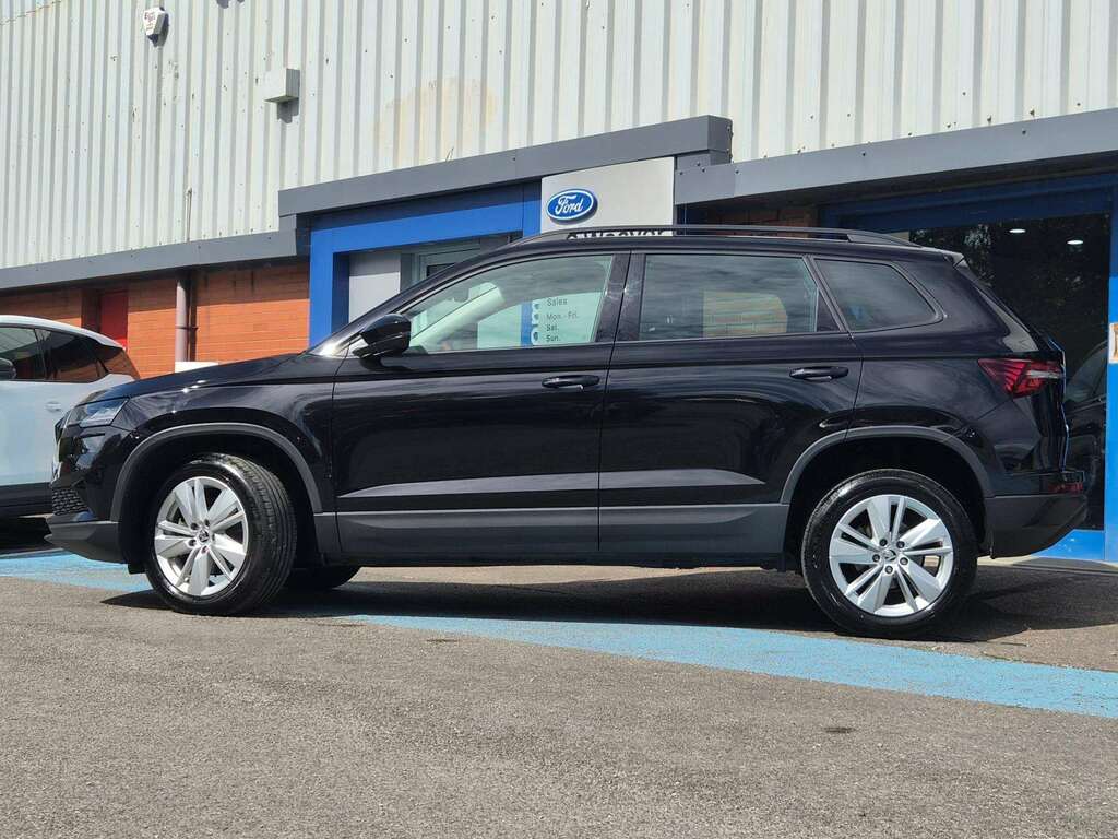 Skoda Karoq 1.5 Tsi Se Drive Dsg Black #6