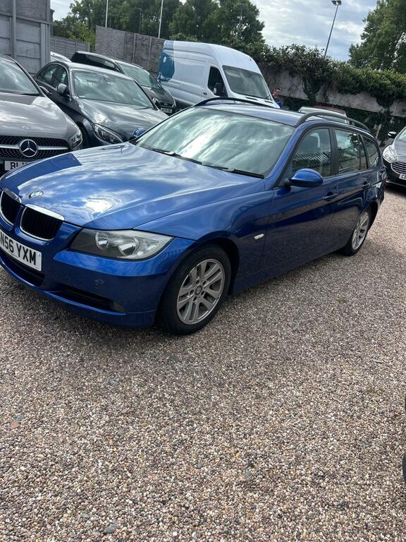 BMW 3 Series 325I Se Black #4