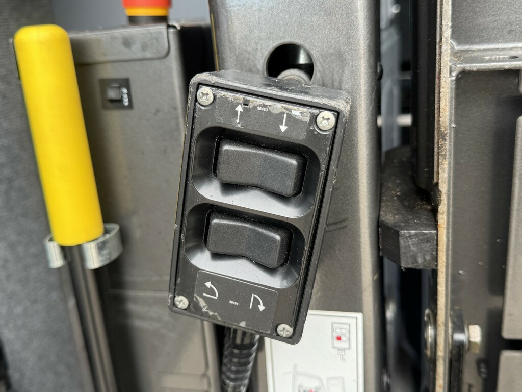 Renault Master 33 Business Panel Van Fwd Mwb Me Blue #20
