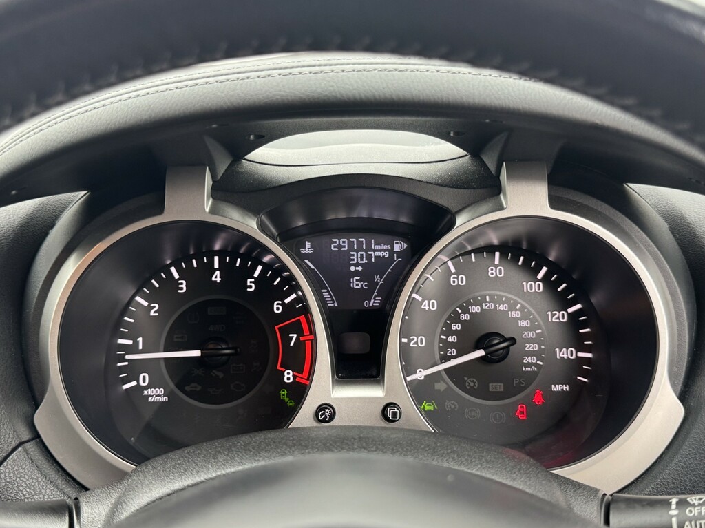 Nissan Juke Tekna Blue #15