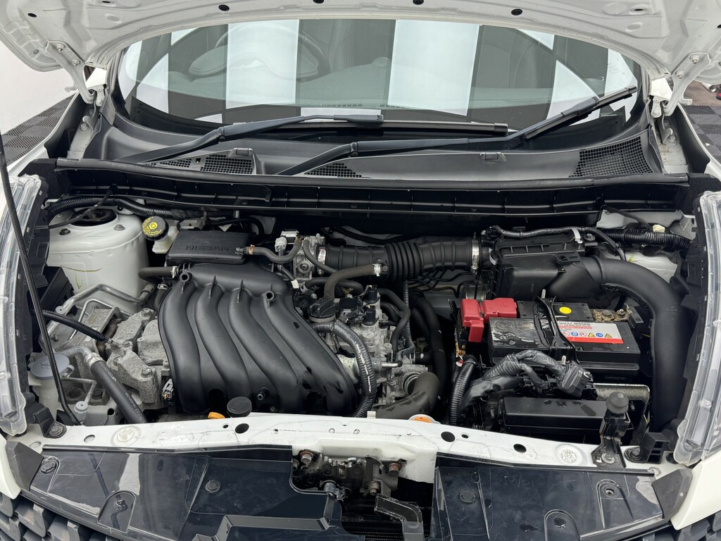 Nissan Juke Tekna Blue #39
